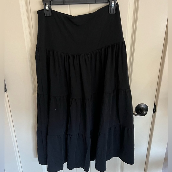 Aritzia Wilfred Fantasia skirt, excellent condition - Picture 9 of 10